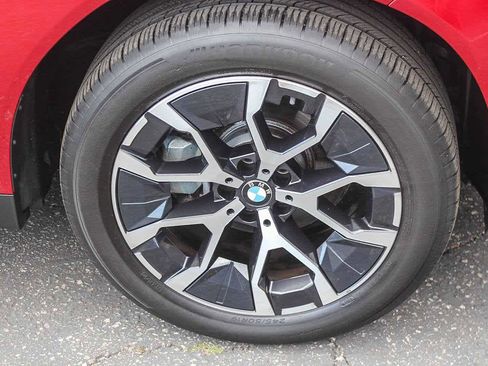 Used 2025 BMW X3 xDrive30i AWD/4WD image 9