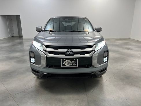 Used 2025 Mitsubishi Outlander Sport AWD image 2