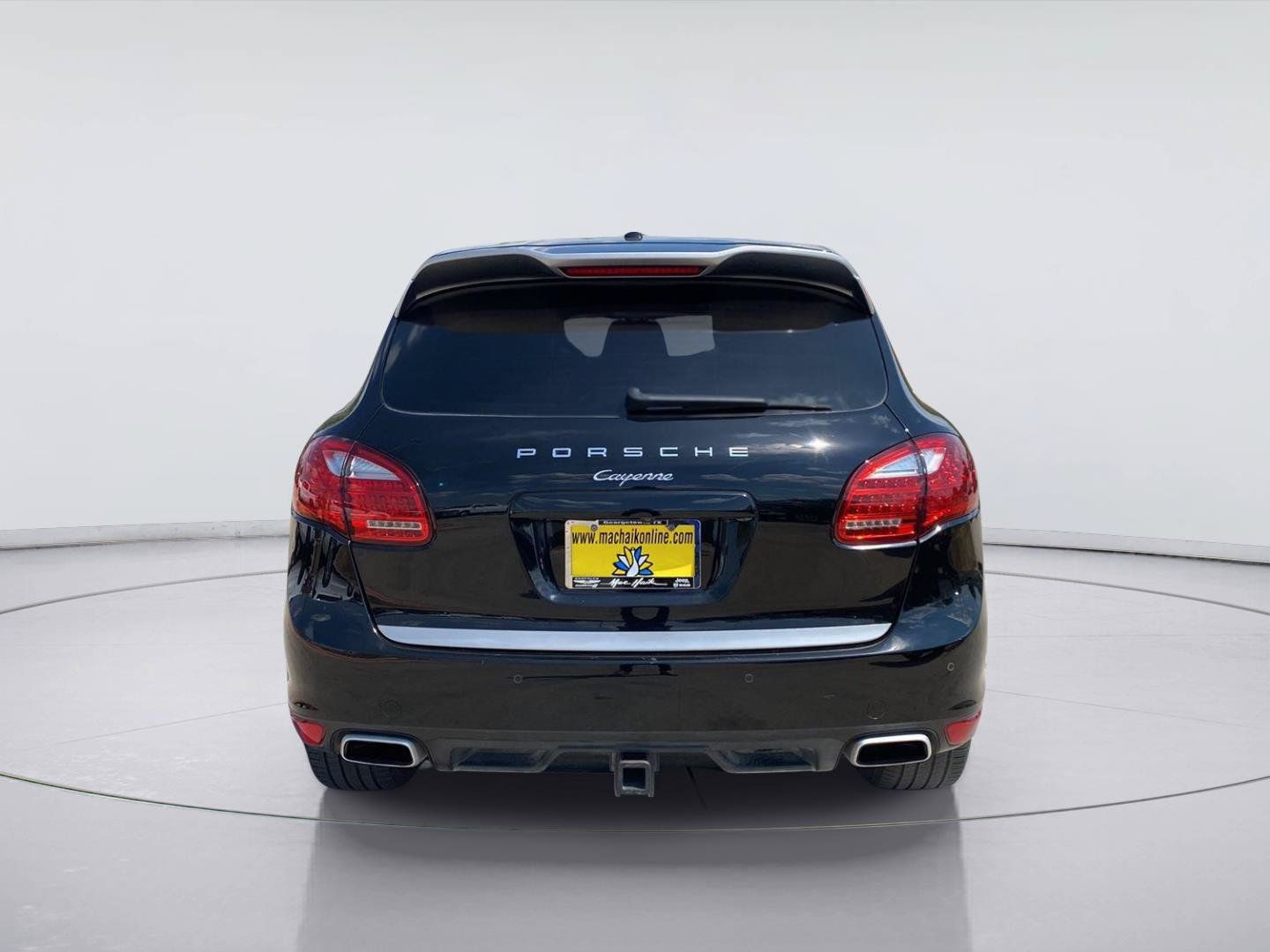 Used 2014 Porsche Cayenne Platinum Edition AWD/4WD image 4