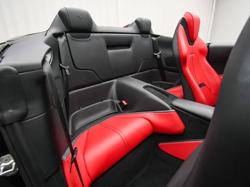 Used 2024 Ferrari Roma Spider image 57