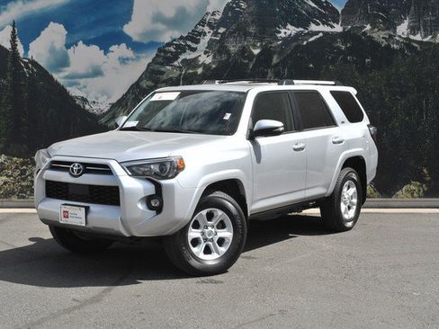 Certified 2024 Toyota 4Runner SR5 Premium w/ Moonroof Package AWD/4WD image 6