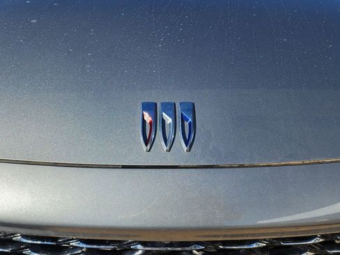 New 2026 Buick Envision Avenir image 10