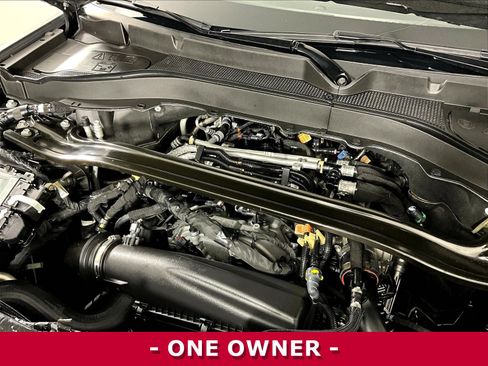 Used 2025 Ford Explorer ST-Line AWD/4WD image 31