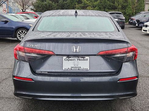 Used 2023 Honda Civic LX image 5