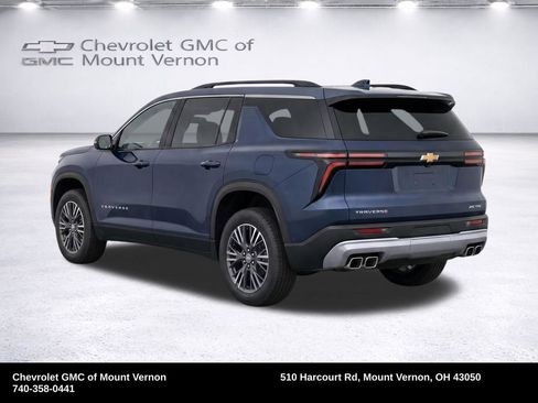 Used 2025 Chevrolet Traverse LT FWD image 23
