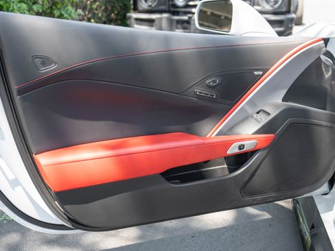 Used 2019 Chevrolet Corvette Grand Sport RWD image 11