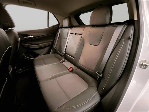 Used 2022 Buick Encore GX Select w/ Sport Touring Package FWD image 25
