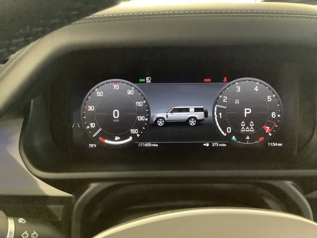 Used 2025 Land Rover Defender 130 X-Dynamic SE AWD/4WD image 12