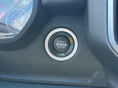 Used 2024 RAM 2500 Big Horn w/ Bed Utility Group image 32