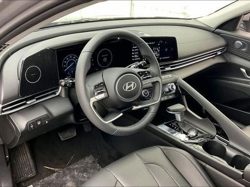 New 2026 Hyundai Elantra Limited image 8