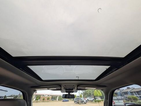 Used 2021 Ford F250 Lariat w/ Lariat Ultimate Package image 37