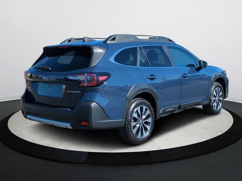 Used 2024 Subaru Outback Limited image 3