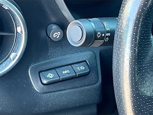 Used 2021 Chevrolet Camaro SS image 10