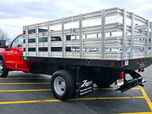 New 2026 GMC Sierra 3500 Pro w/ Convenience Package RWD image 6