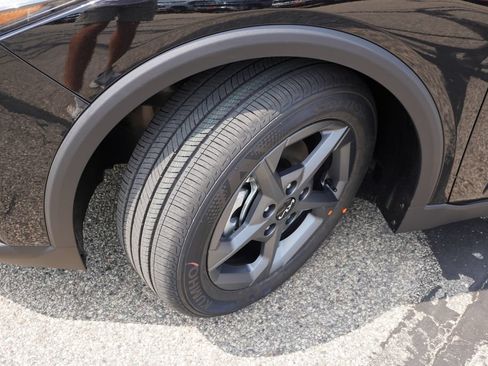 New 2026 Kia K4 FWD image 9