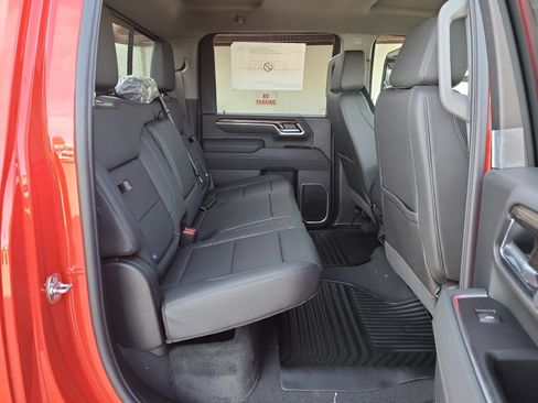 New 2026 Chevrolet Silverado 2500 LT w/ Trail Boss Package image 28