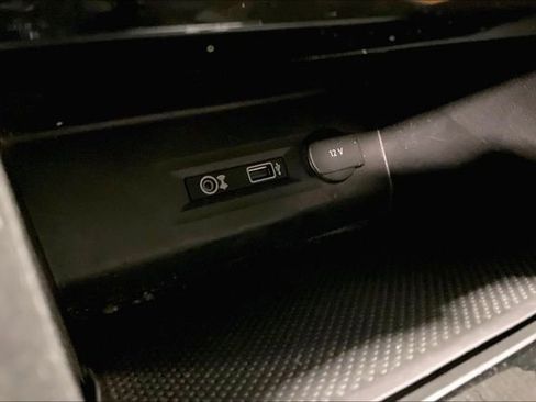 Used 2018 Volkswagen Atlas SEL Premium image 33