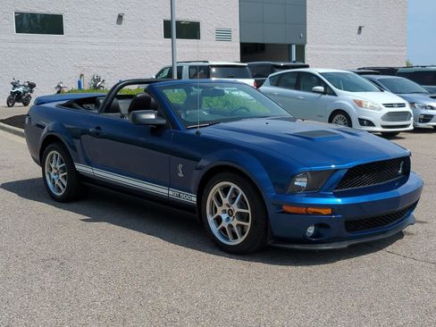 Used 2007 Ford Mustang Shelby GT500 RWD image 2