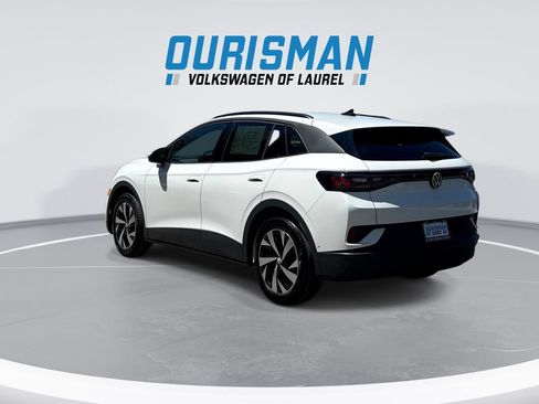 Used 2023 Volkswagen ID.4 2WD image 6