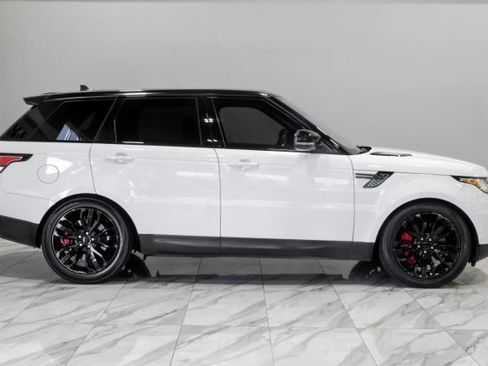 Used 2016 Land Rover Range Rover Sport Supercharged AWD/4WD image 11