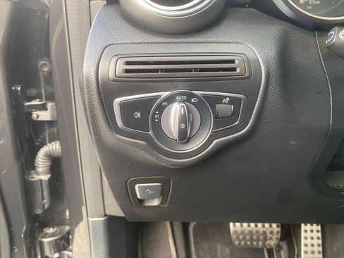 Used 2020 Mercedes-Benz GLC 300 4MATIC image 14