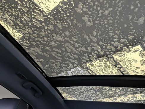 Certified 2022 Lincoln Corsair AWD w/ Premium Package image 30