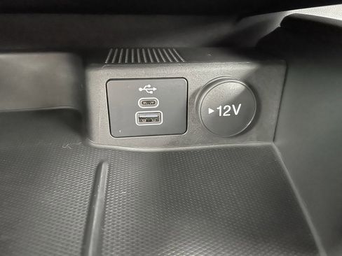 New 2026 Ford Escape SE image 13