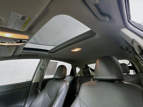 Used 2011 Toyota Prius Four w/ Solar Roof Pkg image 25