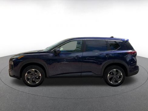 Used 2025 Nissan Rogue SV FWD image 9