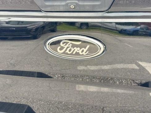 Used 2016 Ford F150 XLT w/ Equipment Group 302A Luxury AWD/4WD image 11