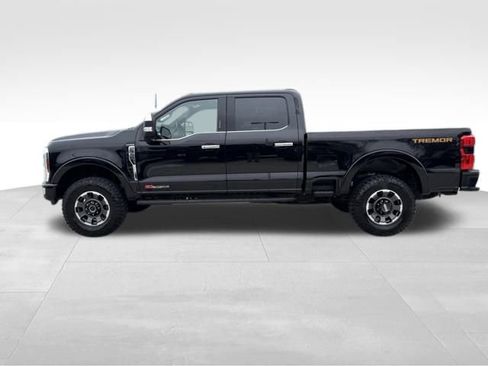 Used 2024 Ford F350 Platinum w/ Tremor Off-Road Package image 2
