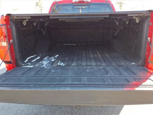 Used 2015 Chevrolet Colorado Z71 AWD/4WD image 10