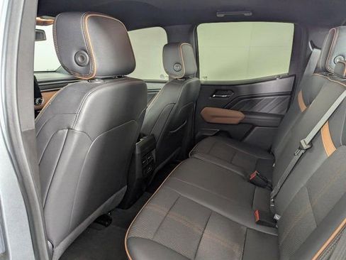 Used 2024 GMC Canyon AT4 w/ Canyon Safety Plus Package image 18