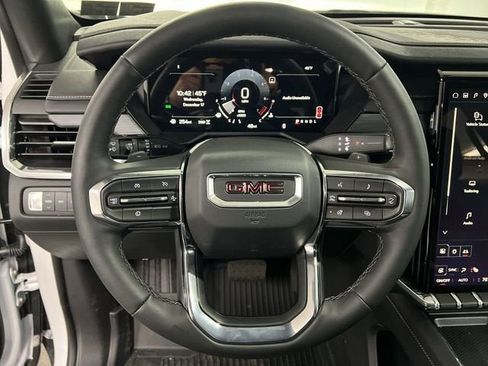 New 2025 GMC Acadia Elevation w/ Black Edition AWD/4WD image 11