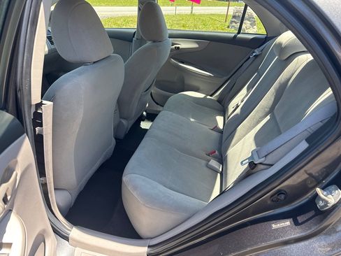 Used 2011 Toyota Corolla LE FWD image 21