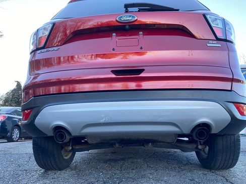 Used 2017 Ford Escape SE image 29