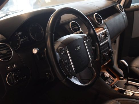 Used 2012 Land Rover LR4 HSE LUX AWD/4WD image 14