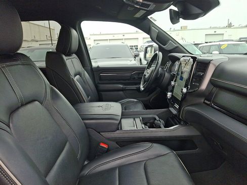 Used 2022 RAM 1500 Limited w/ Night Edition image 11