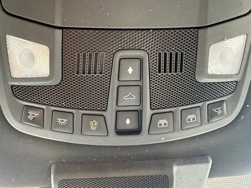 Used 2022 Ford F350 Lariat w/ Black Appearance Package AWD/4WD image 18