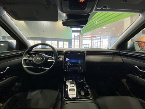 Used 2024 Hyundai Tucson Limited image 37