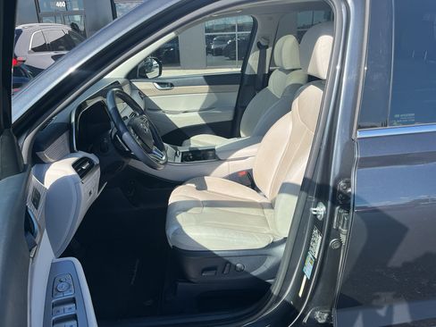 Used 2020 Hyundai Palisade SEL w/ Premium Package AWD/4WD image 32