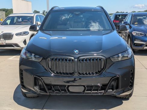New 2026 BMW X5 xDrive40i w/ M Sport Package AWD/4WD image 6