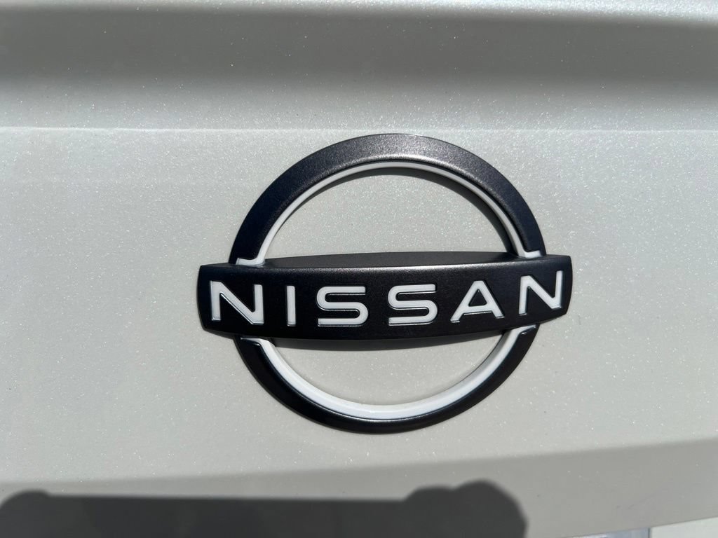 Used 2024 Nissan Altima 2.5 SV FWD image 12
