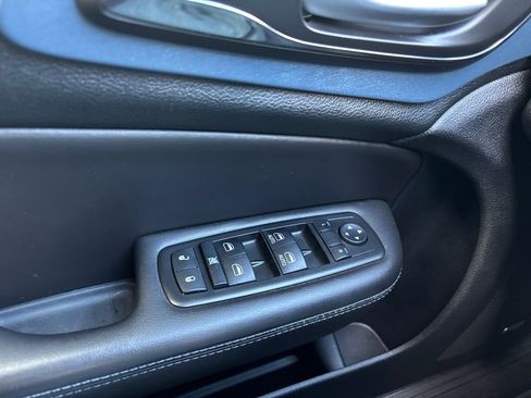 Used 2015 Chrysler 200 S w/ Navigation & Sound Group I image 24