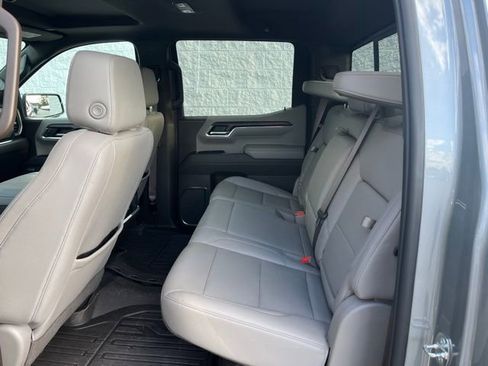 Used 2024 GMC Sierra 1500 SLT w/ SLT Premium Plus Package image 5