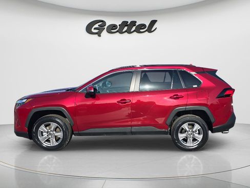 Used 2025 Toyota RAV4 XLE FWD image 8