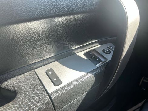 Used 2013 GMC Sierra 2500 SLE w/ SLE Preferred Package image 16