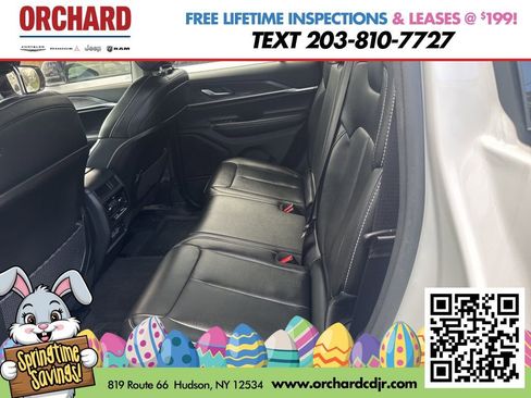 Used 2023 Jeep Grand Cherokee Limited AWD/4WD image 23