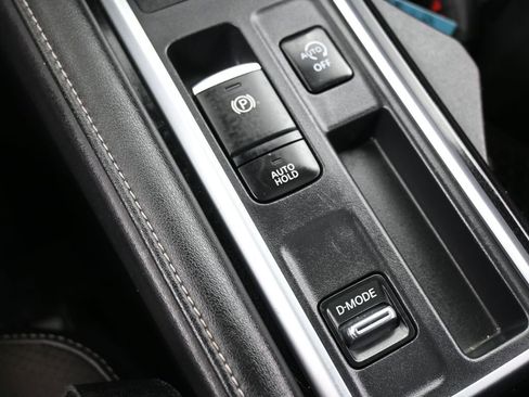 Used 2022 Nissan Pathfinder SL w/ SL Premium Package image 23