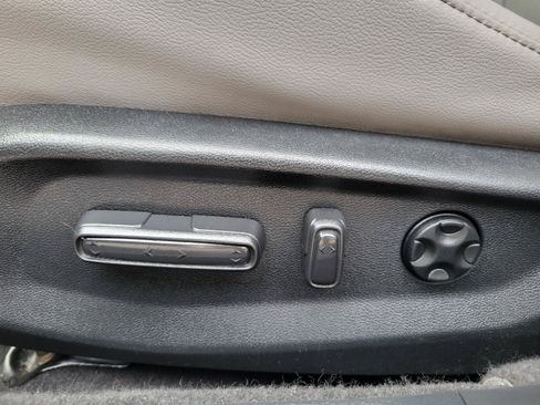 Used 2018 Honda Accord EX-L image 10